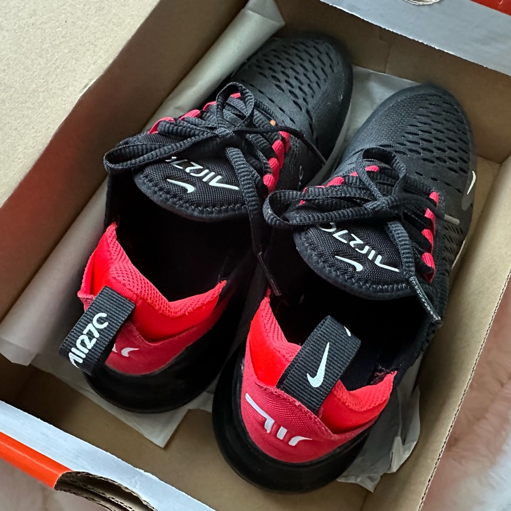 Nike Air Max 270